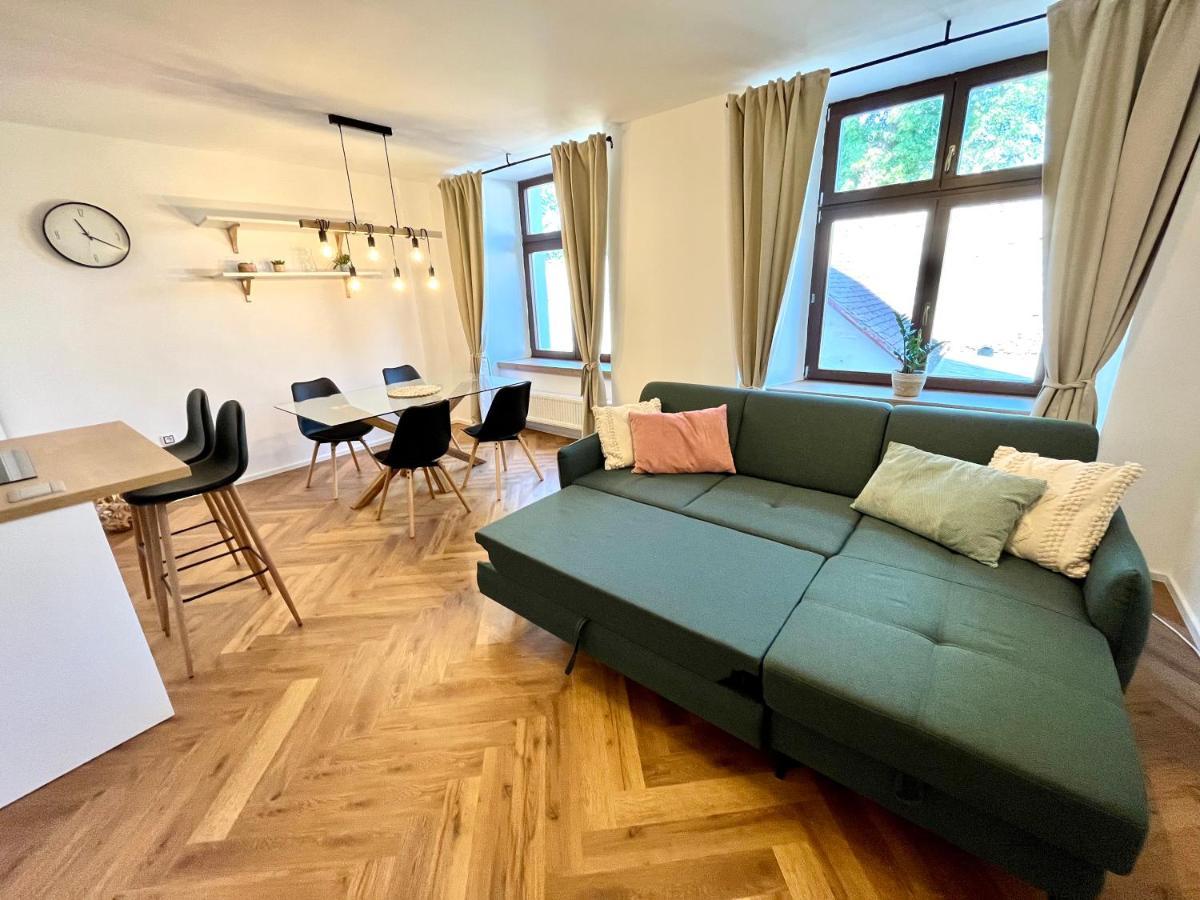 Apartman Elen Nové Město nad Metují Exteriör bild