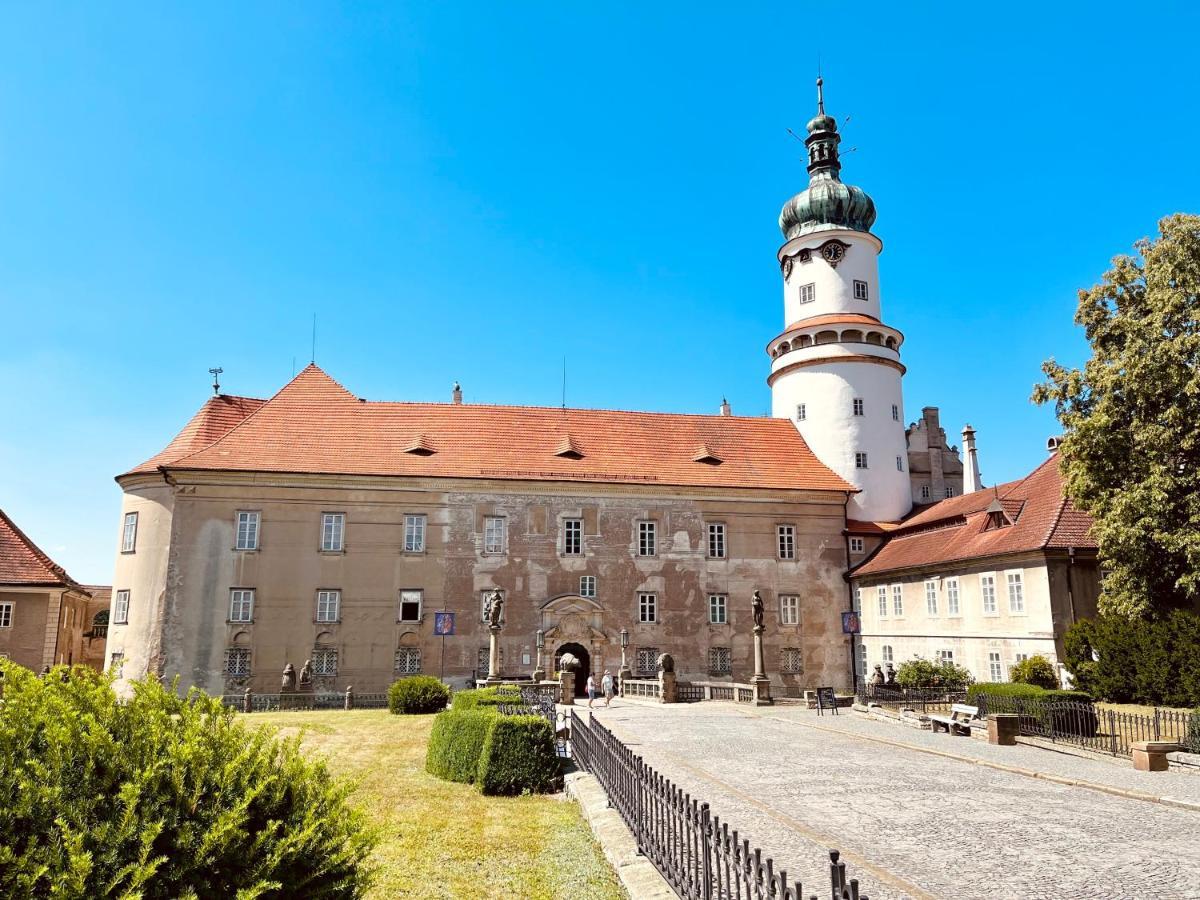 Apartman Elen Nové Město nad Metují Exteriör bild